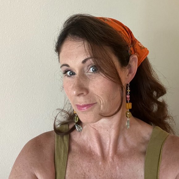 Meet your Posher, Joy - Picture 4 of 4